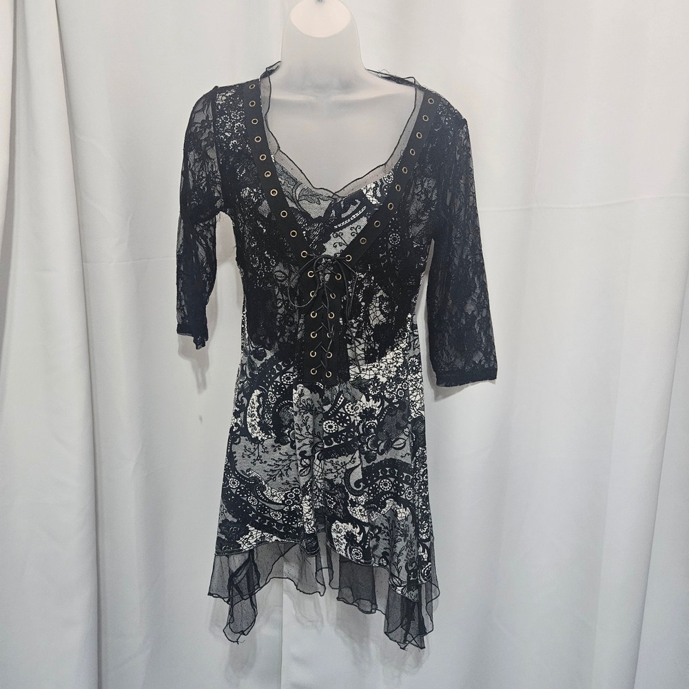 Womens sz small Black White Lace Corset Tunic Top Handkerchief Hem  Whimsigoth